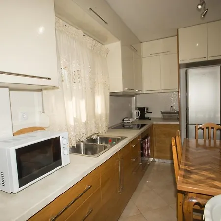 Les Maisons Grecques *